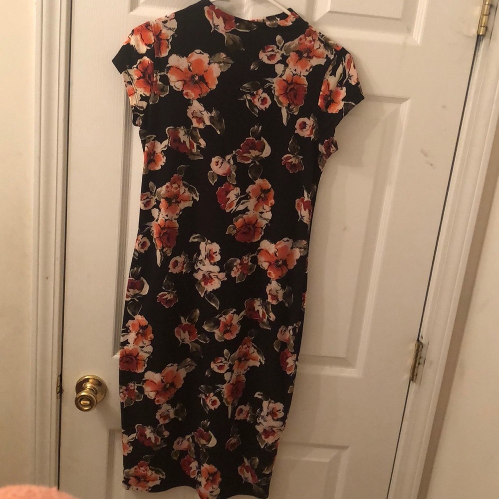 floral slim body dress past the knee dress